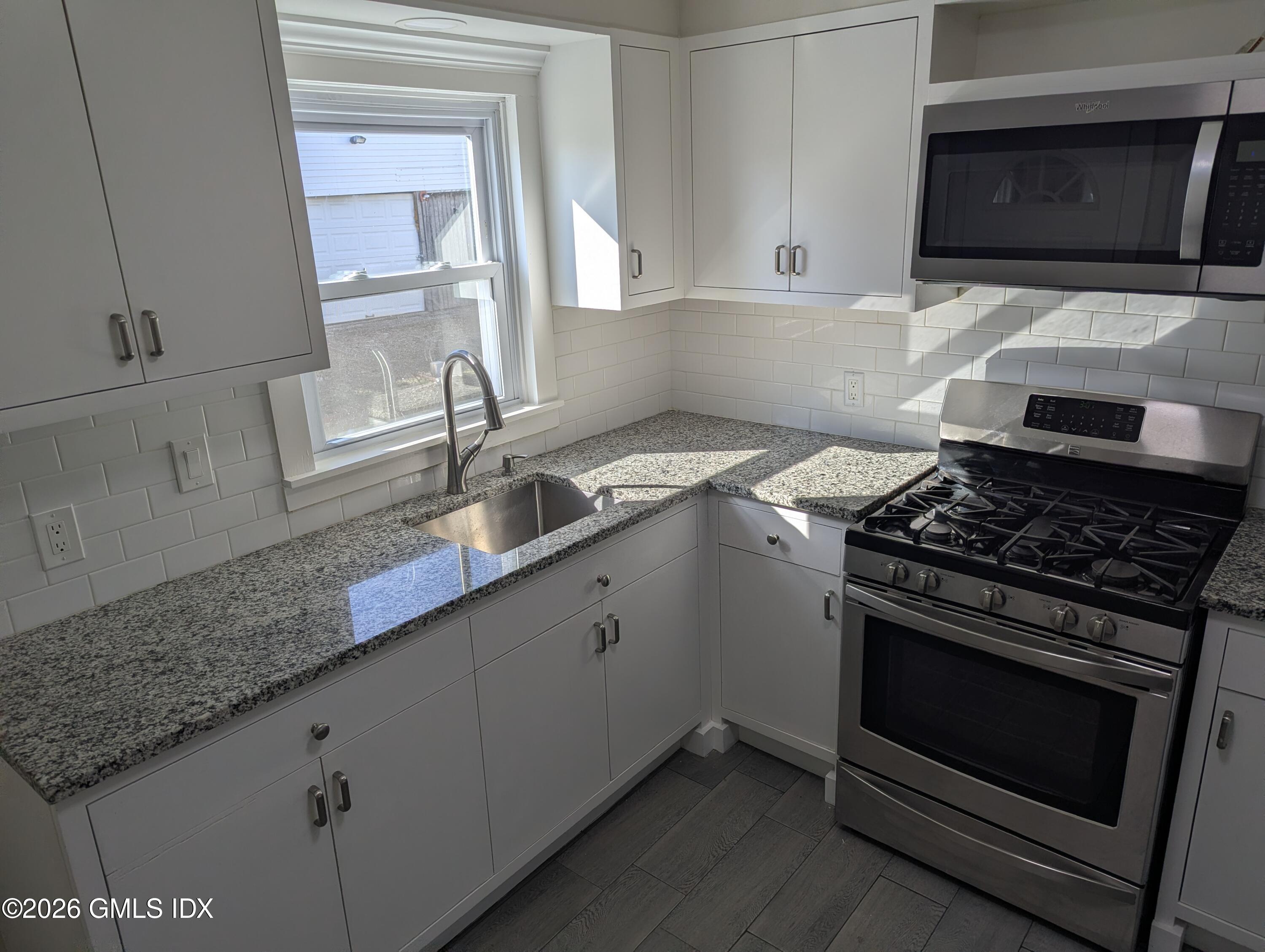 67 Avery Street Stamford, CT 06902 - Photo 5 of 12 PXL_20260309_195232042