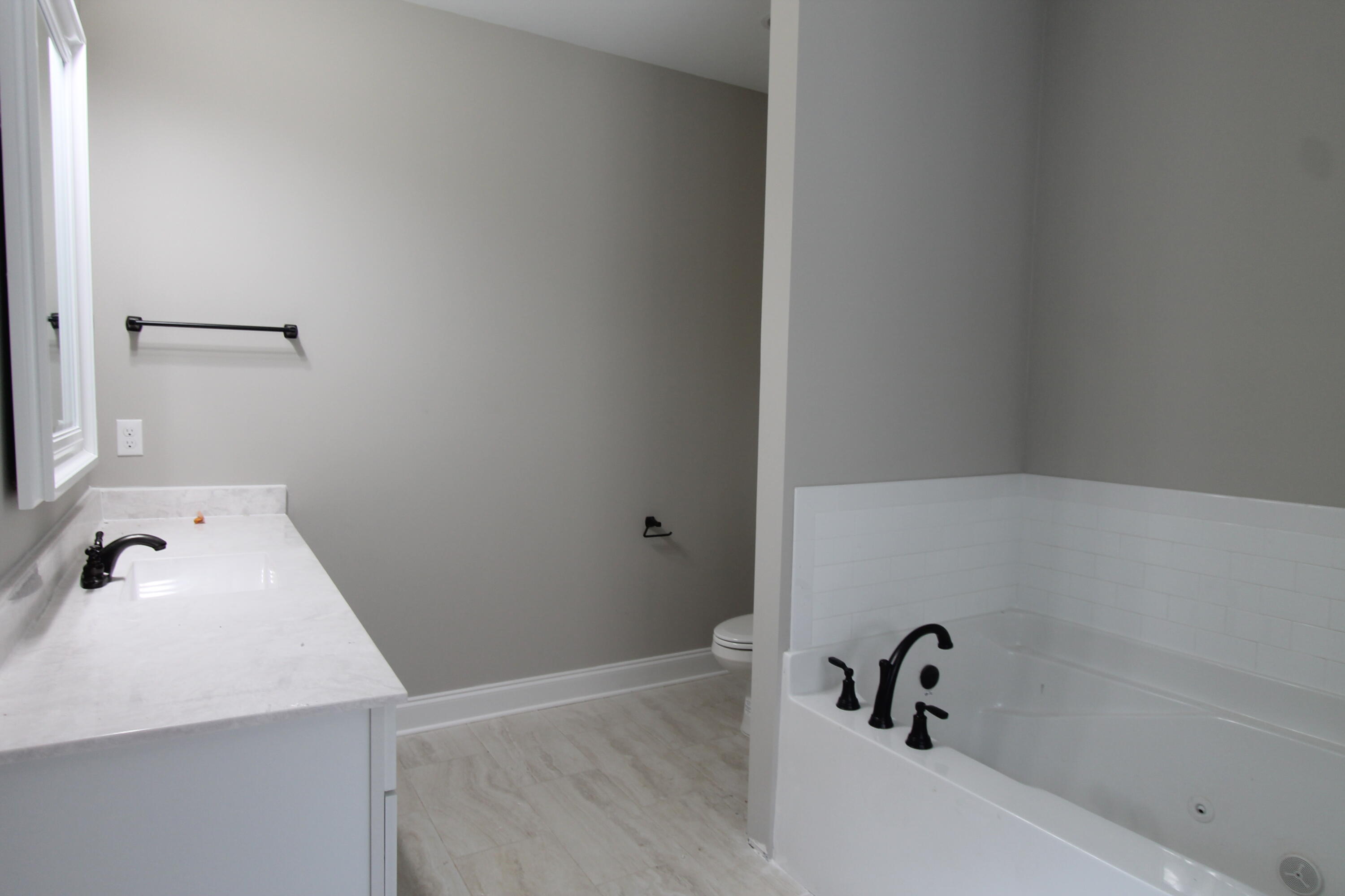 33 8th Avenue Shalimar, FL 32579 - Photo 6 of 13 a bathroom with a sink