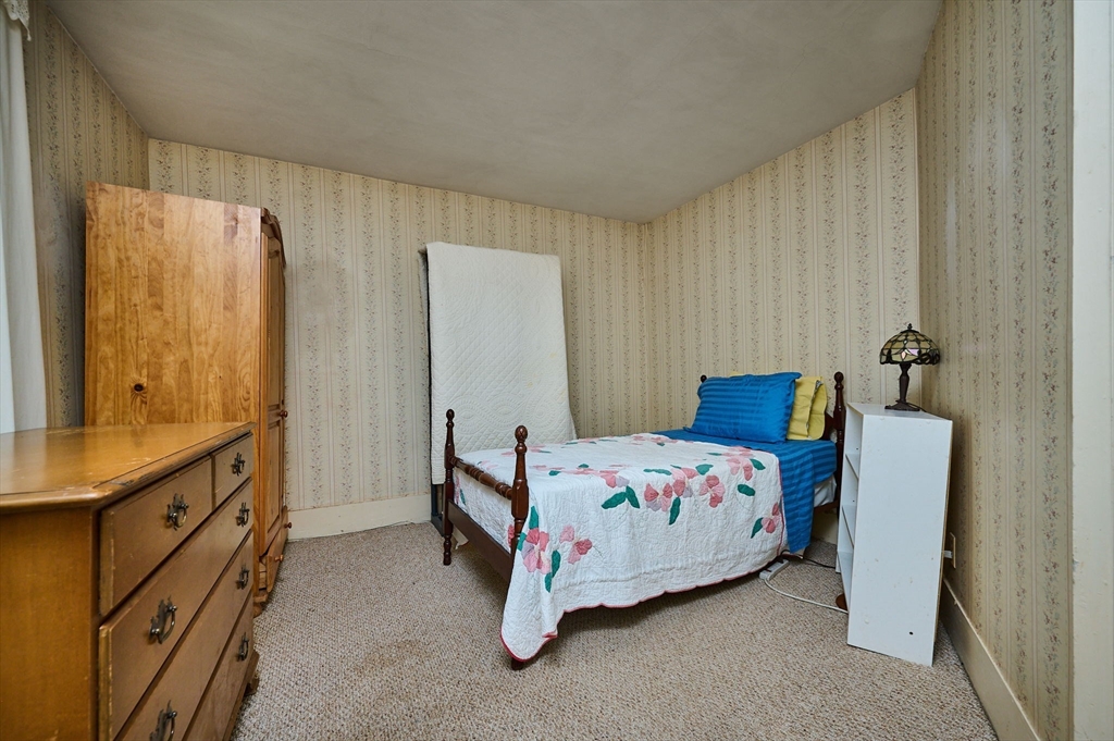 2 Pleasant Street Huntington, MA 01050 - Photo 20 of 36