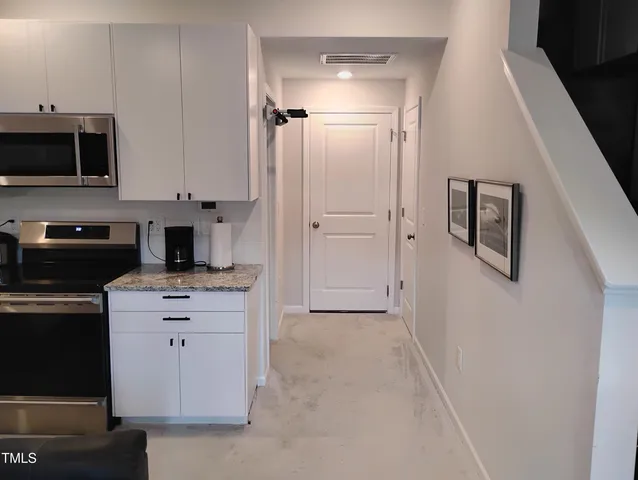 $900 | 1035 Manorhaven Drive, Unit STUDIO, Durham, NC 27703