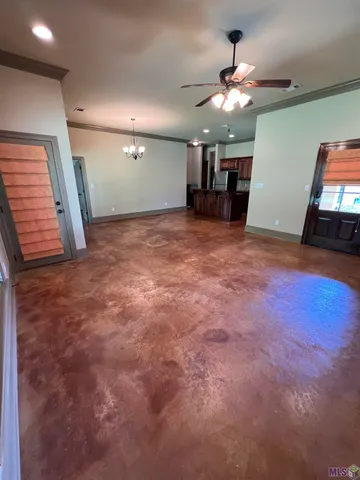 $1,950 | 3266 Northlake Avenue, Baton Rouge, LA 70810