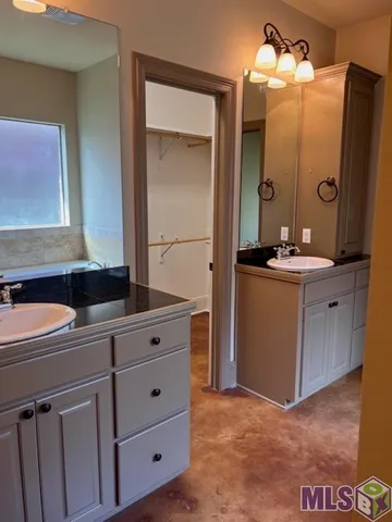 $1,950 | 3266 Northlake Avenue, Baton Rouge, LA 70810