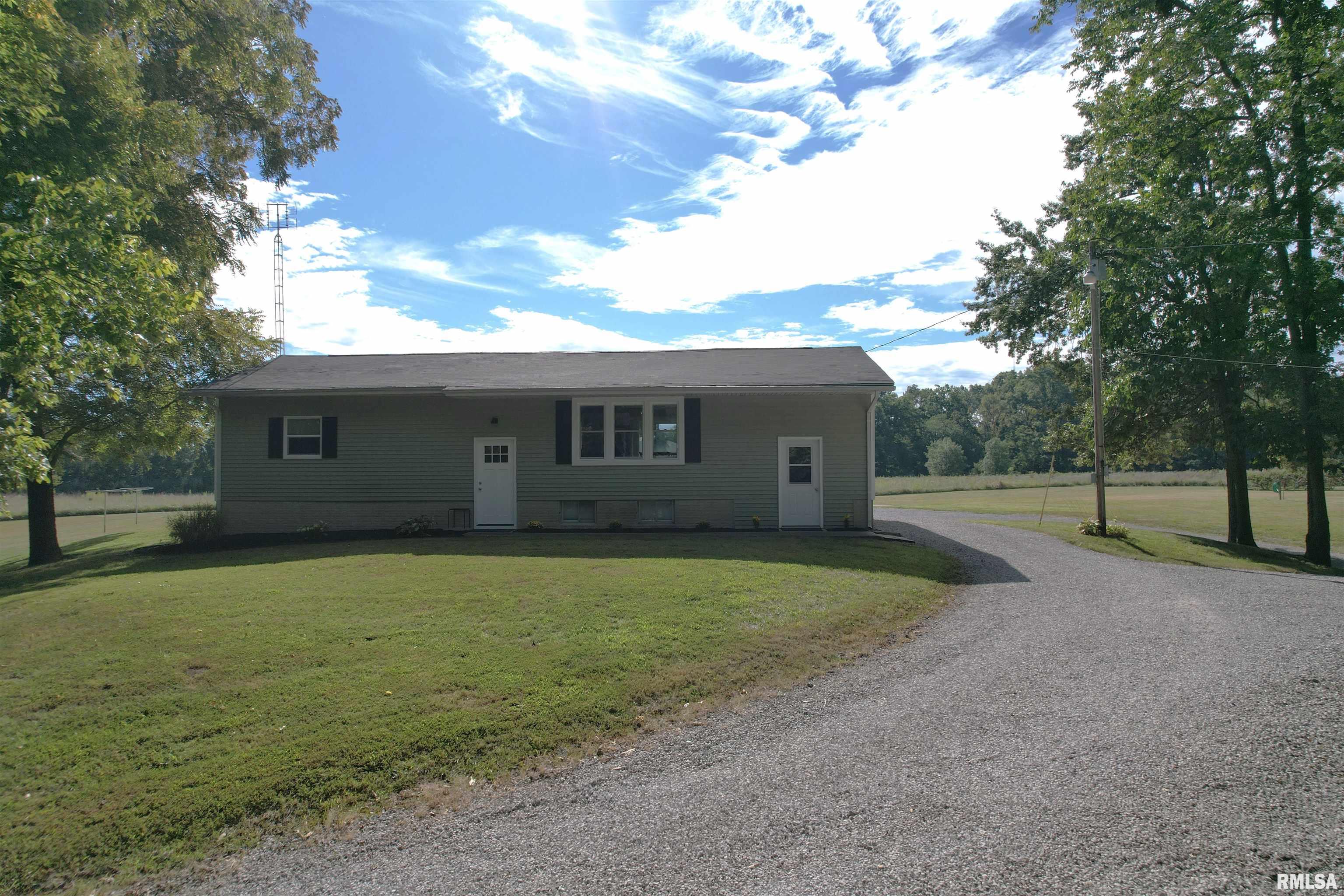 4538 Harris Road Salem, IL 62881 - Photo 2 of 53