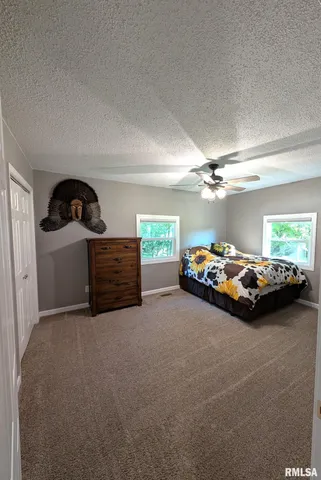 $395,000 | 4538 Harris Road, Salem, IL 62881