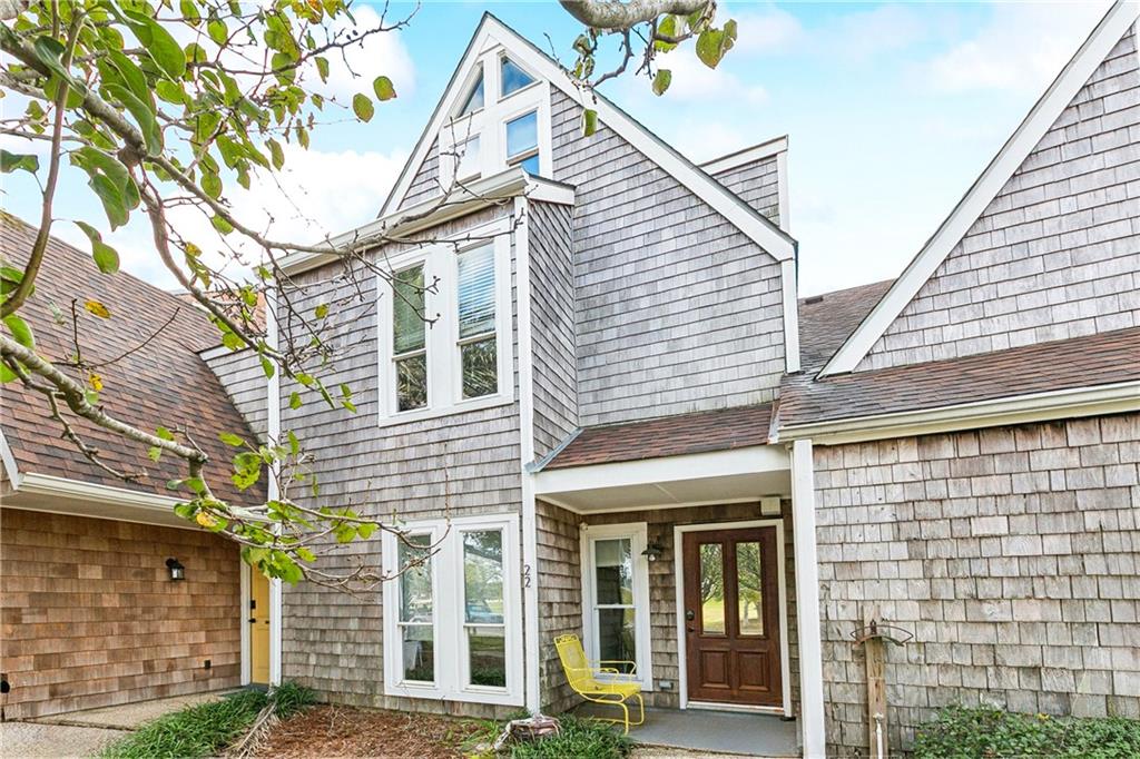 22 Mariners Cove North New Orleans, LA 70124 - Photo 2 of 25