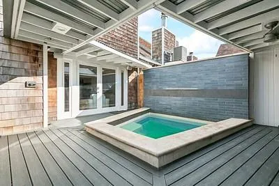 $425,000 | 22 Mariners Cove North, New Orleans, LA 70124