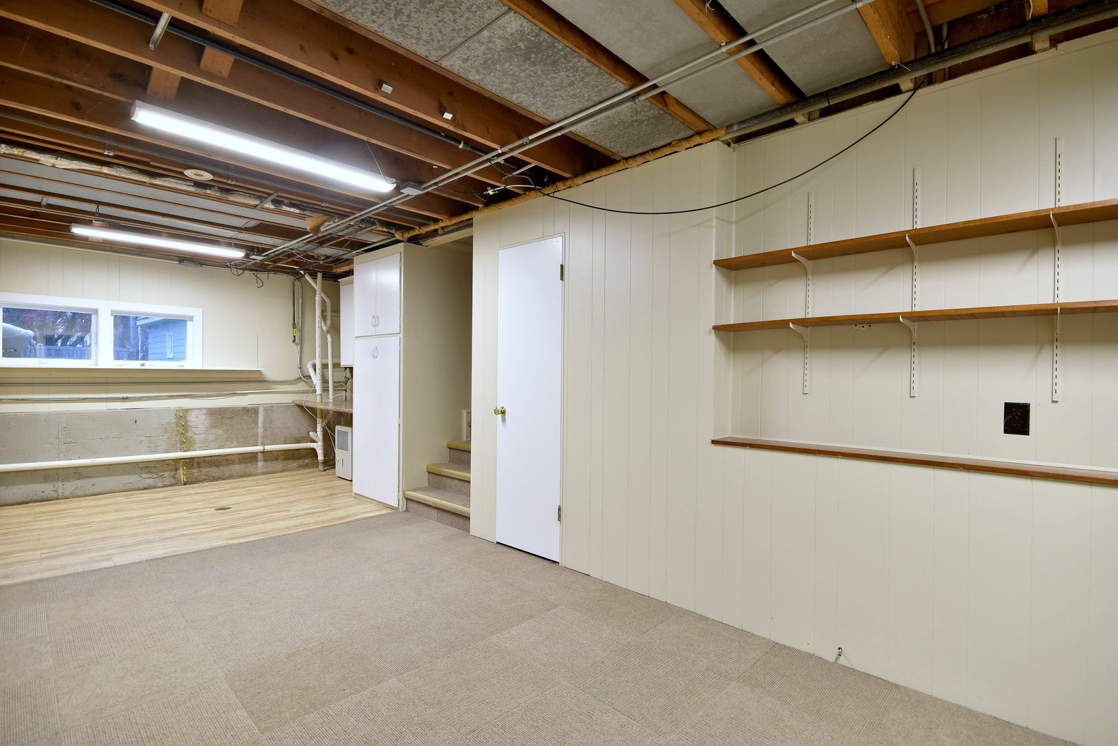 632 Bryan Street Elmhurst, IL 60126 - Photo 23 of 33 a view of a room with shelves