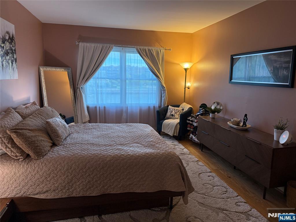 242 The Promenade, Unit 242 Edgewater, NJ 07020 - Photo 15 of 21