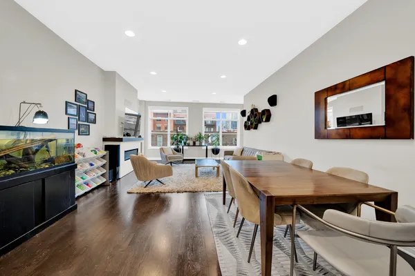$6,250 | 550 West Fulton Street, Unit 403, Chicago, IL 60661