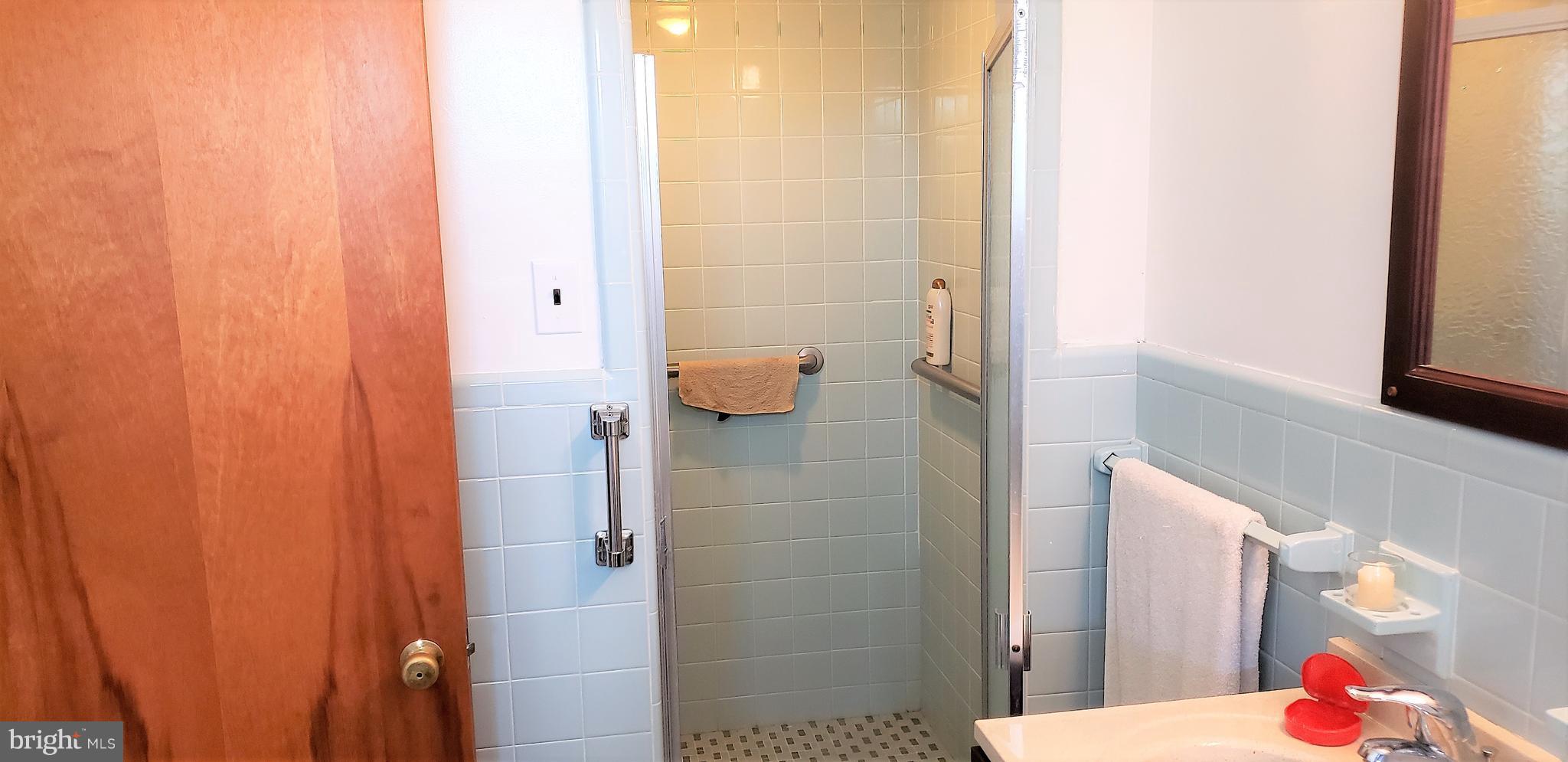 5880 Telegraph Road Elkton, MD 21921 - Photo 22 of 25 Bath (Master)