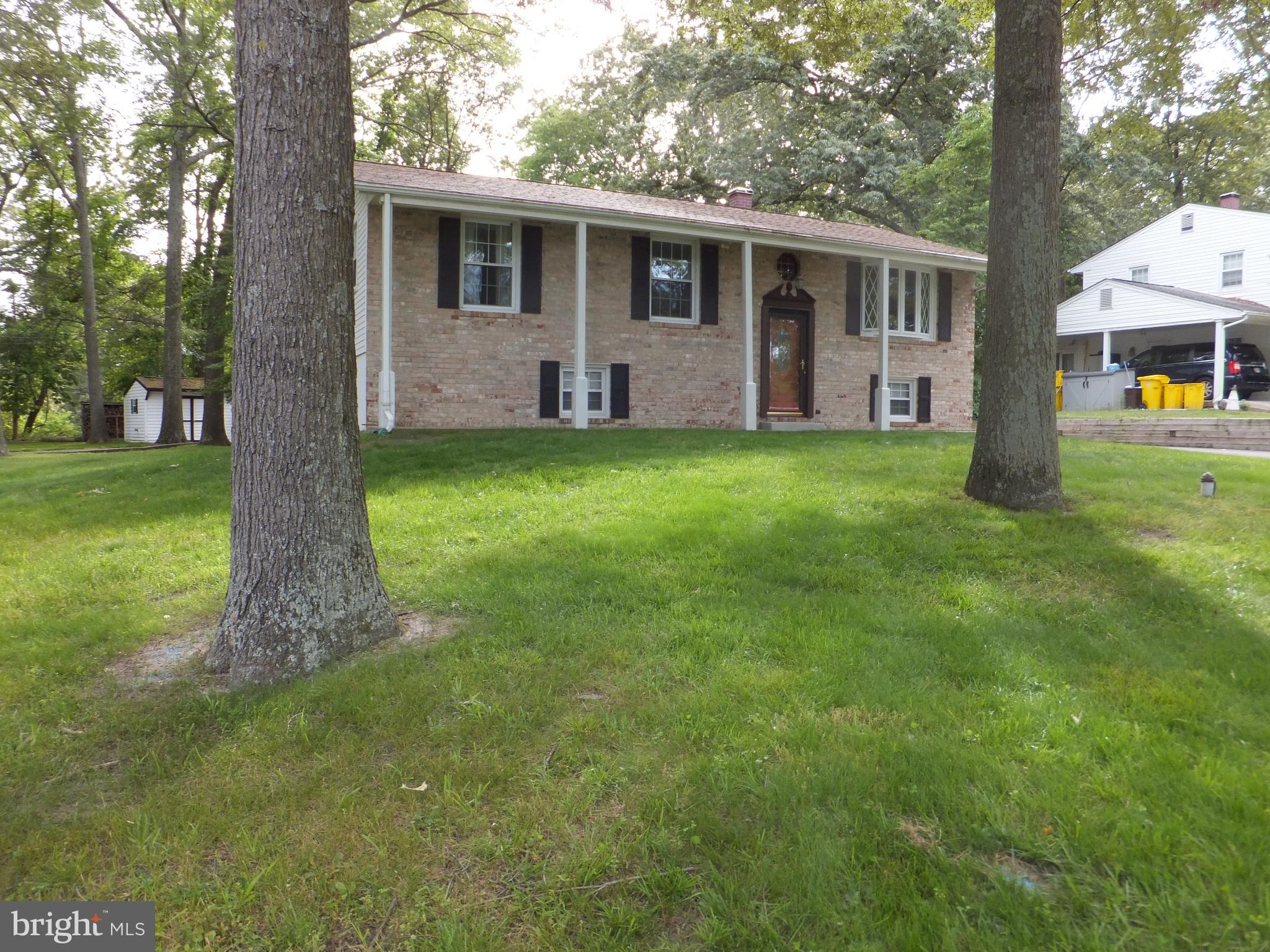 206 Eastern Road Pasadena, MD 21122 - Photo 3 of 57 Gallery Image 3