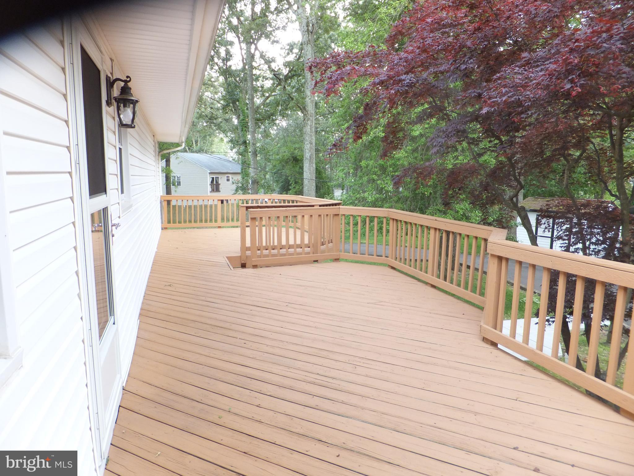 206 Eastern Road Pasadena, MD 21122 - Photo 24 of 57 HUGE 500 SQUARE FOOT DECK