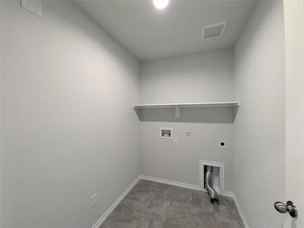 $2,300 | 9513 Doverglen Drive, Fort Worth, TX 76131