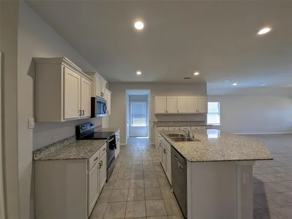 $2,300 | 9513 Doverglen Drive, Fort Worth, TX 76131