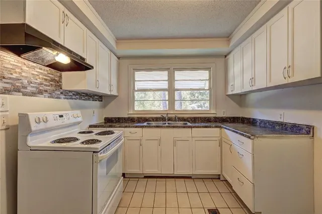 $825 | 2128 Knightsbridge Road, Macon, GA 31211