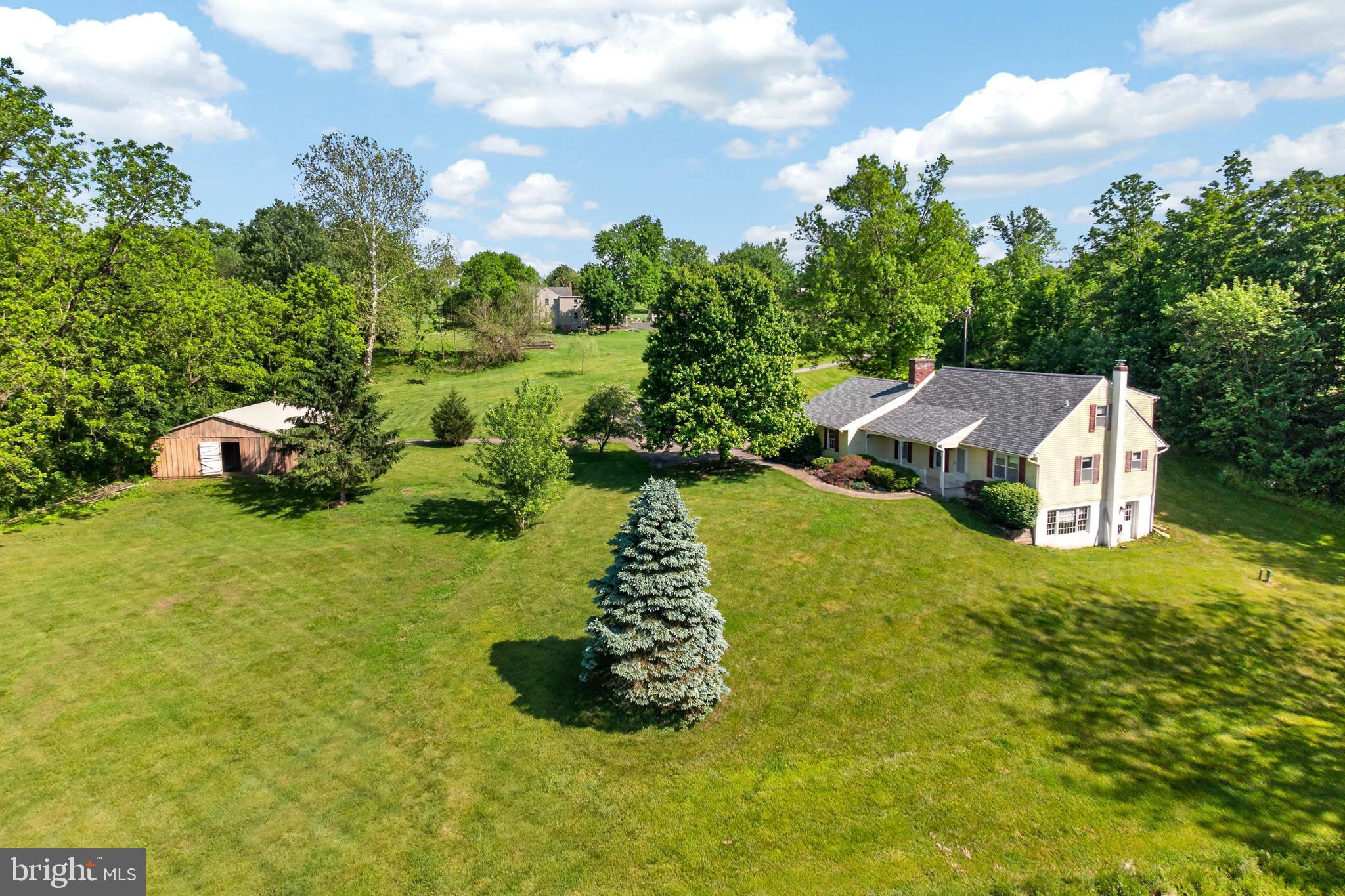 645 Landis Road Telford, PA 18969 - Photo 1 of 40 Welcome Home!