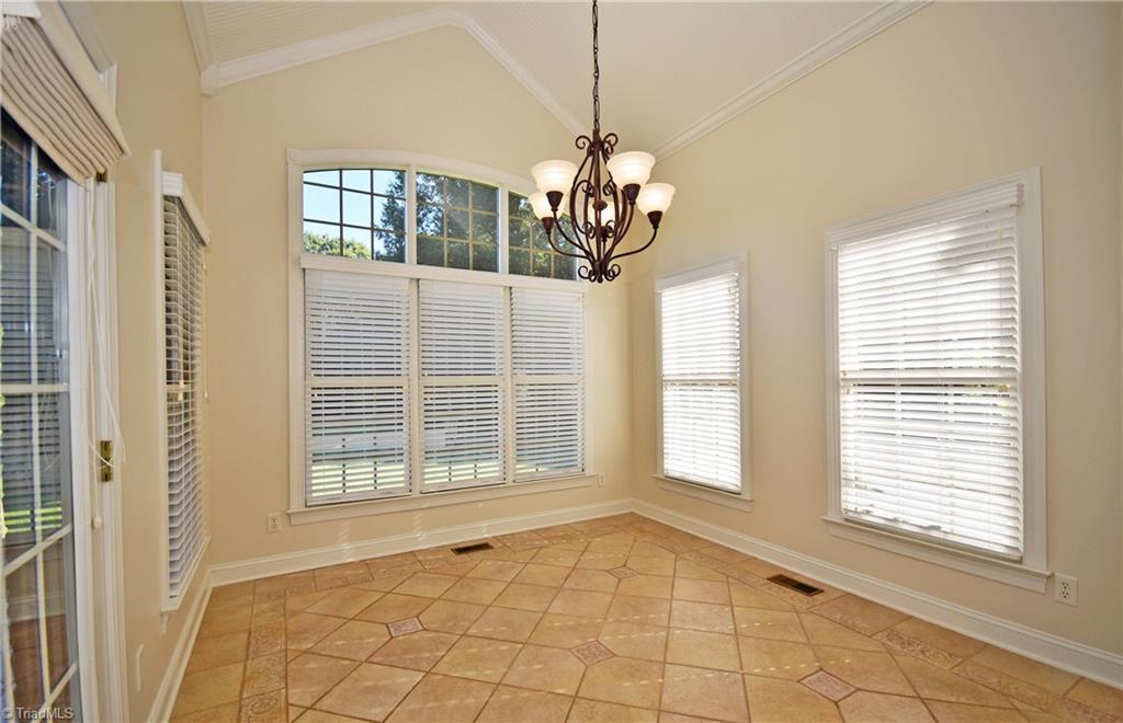 8345 Center Grove Church Road Clemmons, NC 27012 - Photo 8 of 28 Breakfast Area