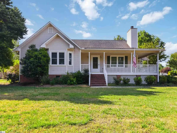 $258,000 | 123 Poplar Knoll Drive, Moore, SC 29369
