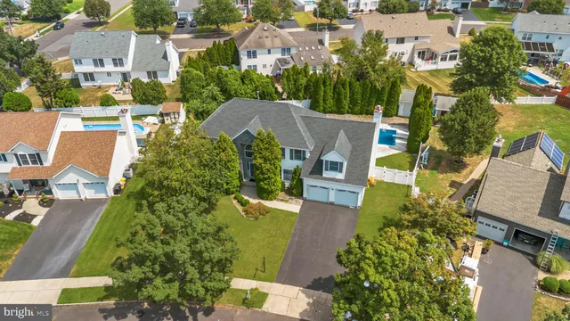 $725,000 | 18 Lea Drive, Hamilton, NJ 08690