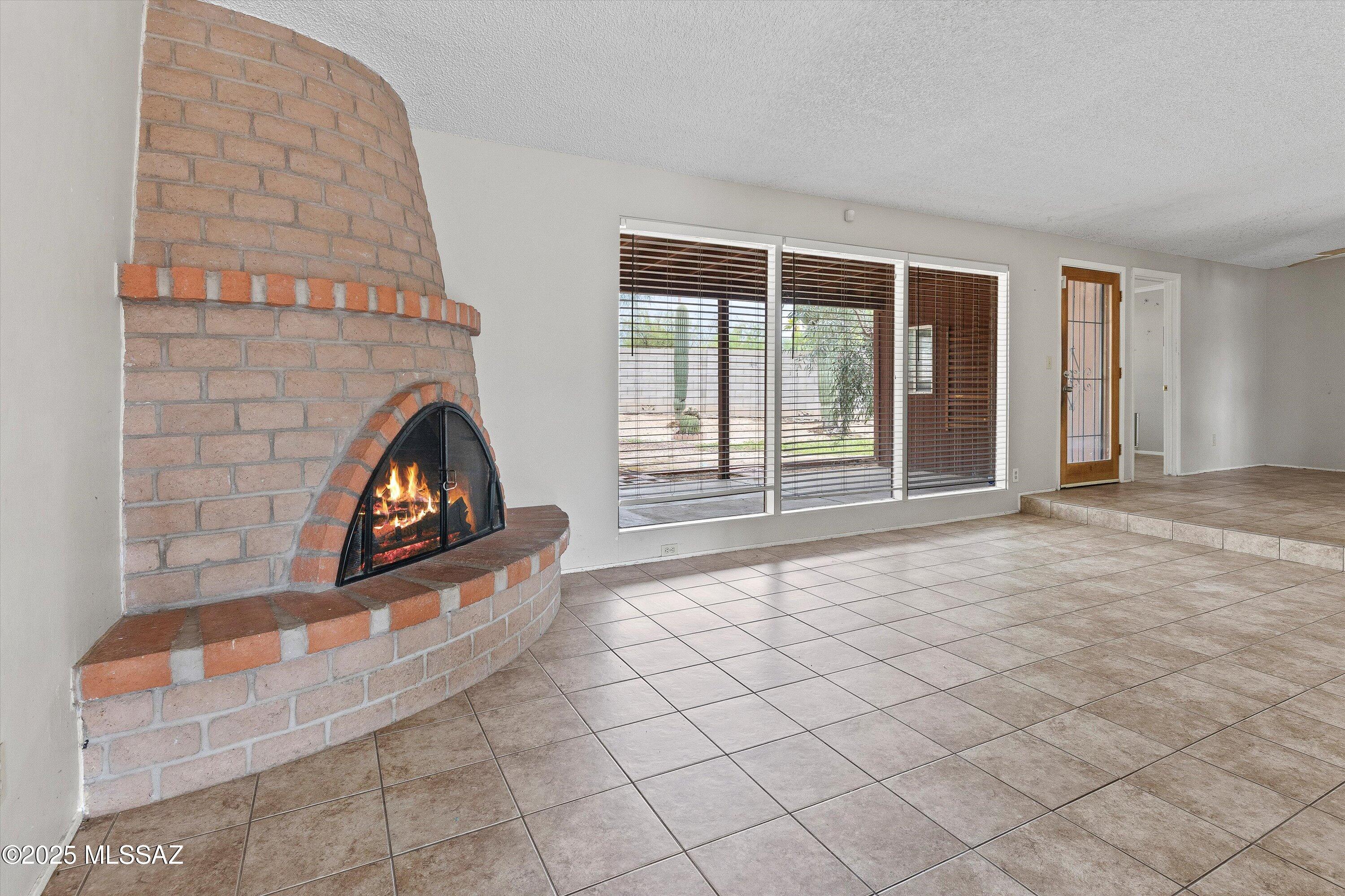 9436 East Stella Road Tucson, AZ 85730 - Photo 9 of 37 Gallery Image 9