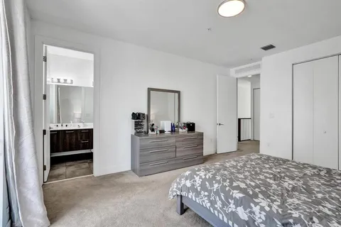 $429,000 | 480 Northeast 35th Court, Unit 2, Oakland Park, FL 33334