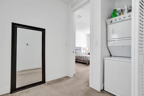 $429,000 | 480 Northeast 35th Court, Unit 2, Oakland Park, FL 33334