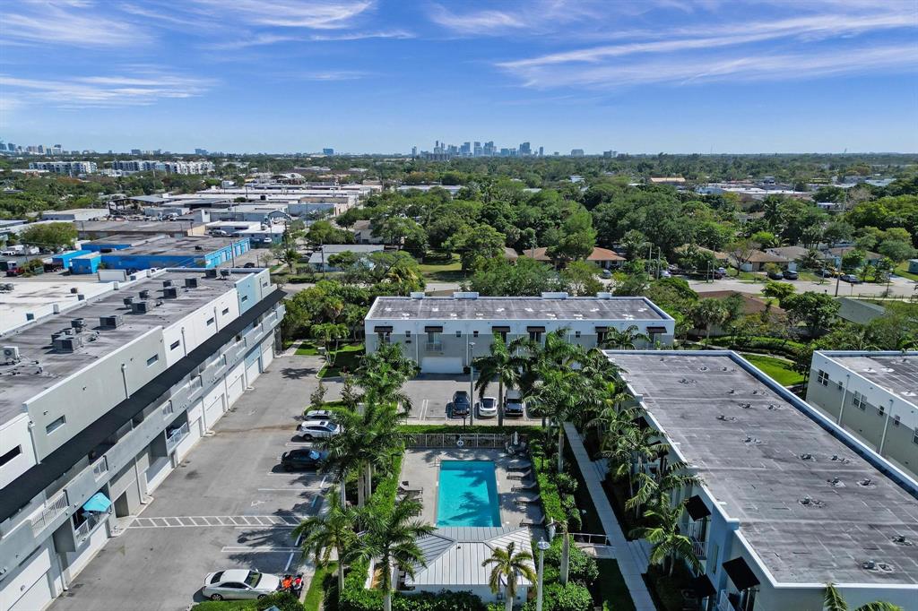 480 Northeast 35th Court, Unit 2 Oakland Park, FL 33334 - Photo 31 of 35 a view of a city