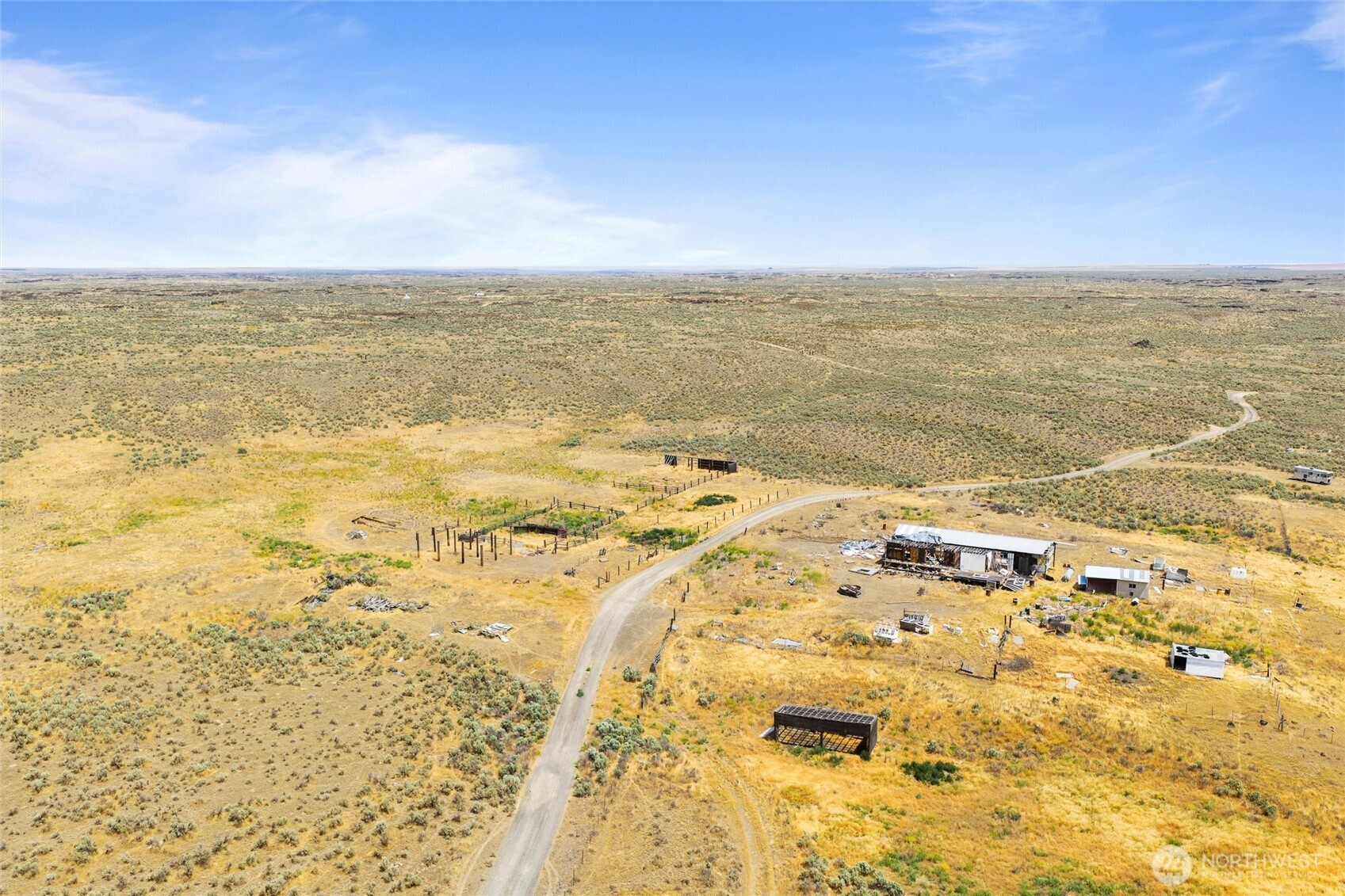 14371 Spirit Valley Road Northeast Moses Lake, WA 98837 - Photo 20 of 39 a view of an ocean