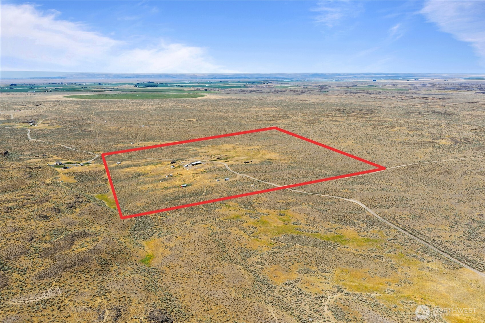 14371 Spirit Valley Road Northeast Moses Lake, WA 98837 - Photo 37 of 39 a view of an ocean and beach