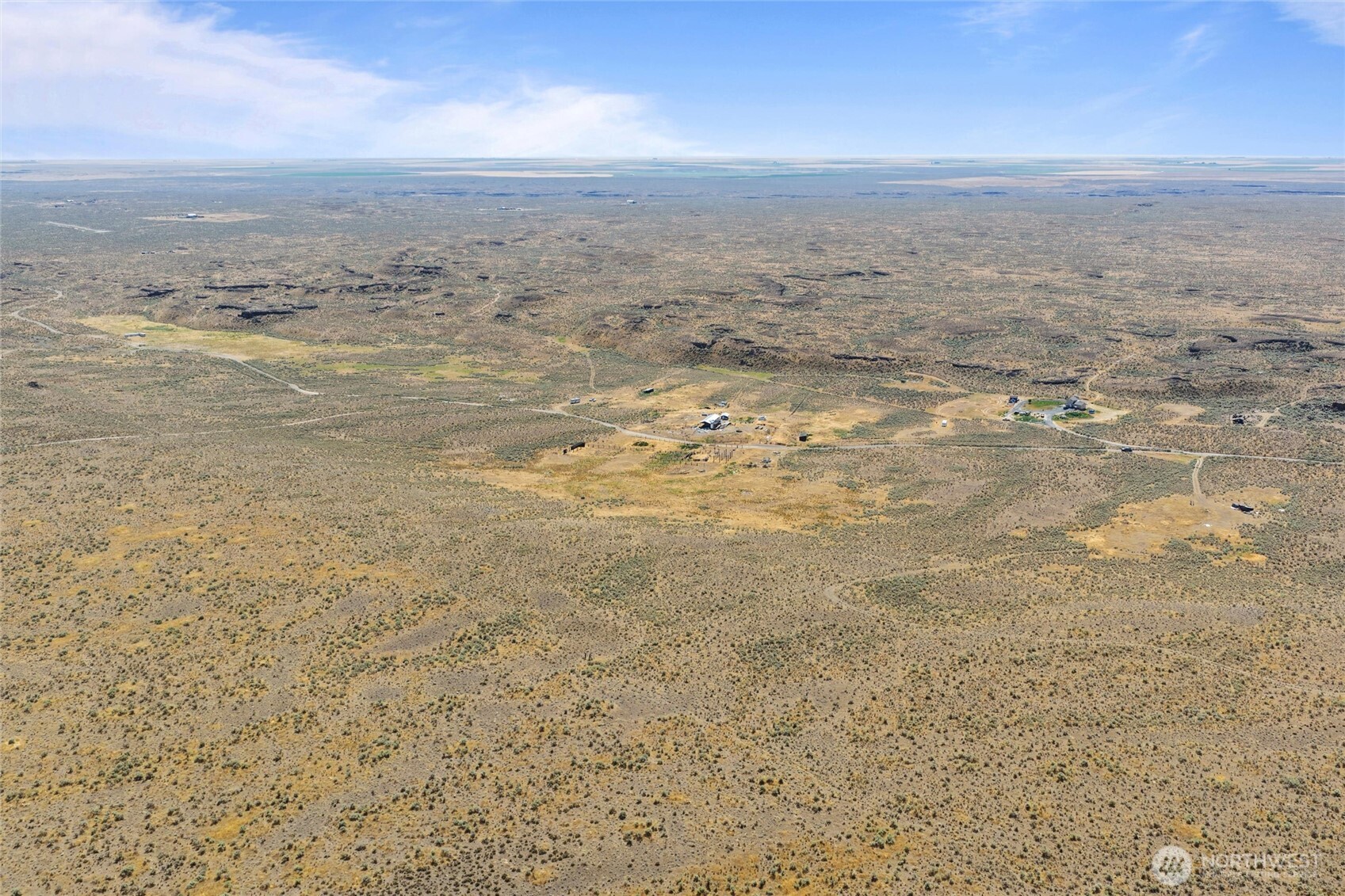 14371 Spirit Valley Road Northeast Moses Lake, WA 98837 - Photo 6 of 39 a view of an ocean