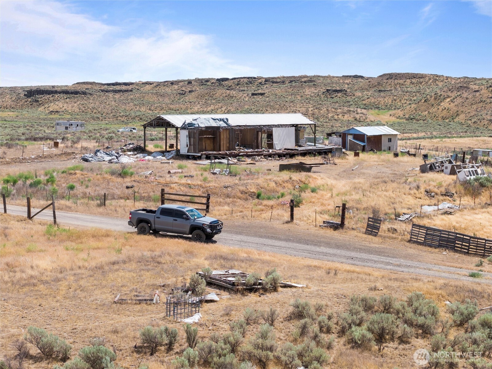 14371 Spirit Valley Road Northeast Moses Lake, WA 98837 - Photo 9 of 39 a view of a city with ocean