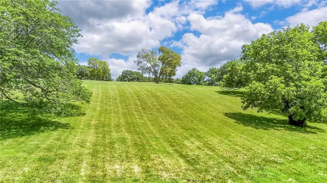 $1,400,000 | 13410 Woodland Avenue, Kansas City, MO 64146