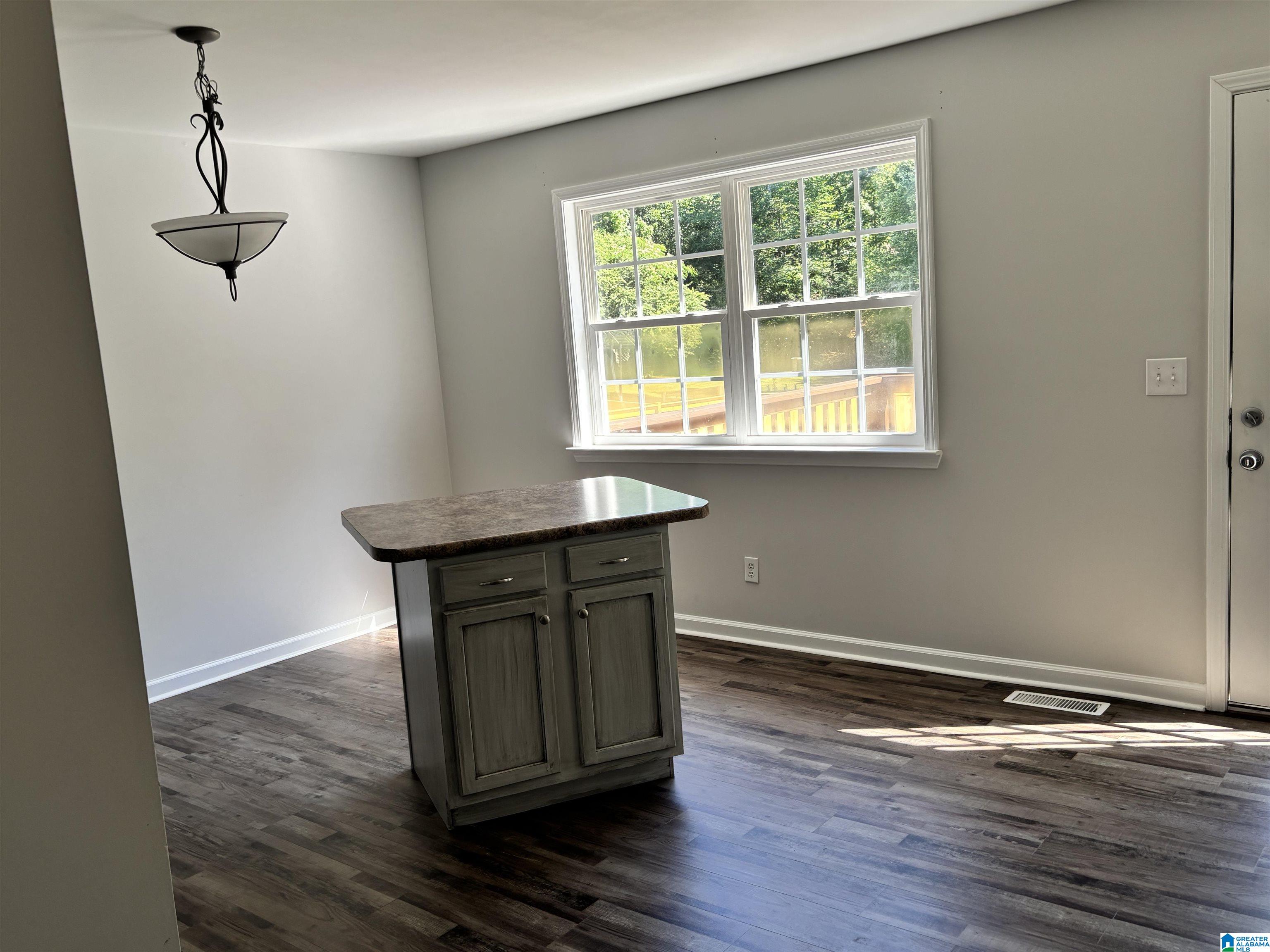 386 Miranda Road Warrior, AL 35180 - Photo 16 of 40