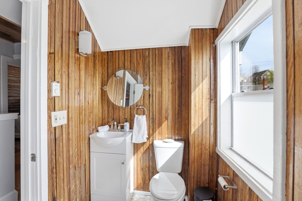 49 Bay Street Hull, MA 02045 - Photo 30 of 41
