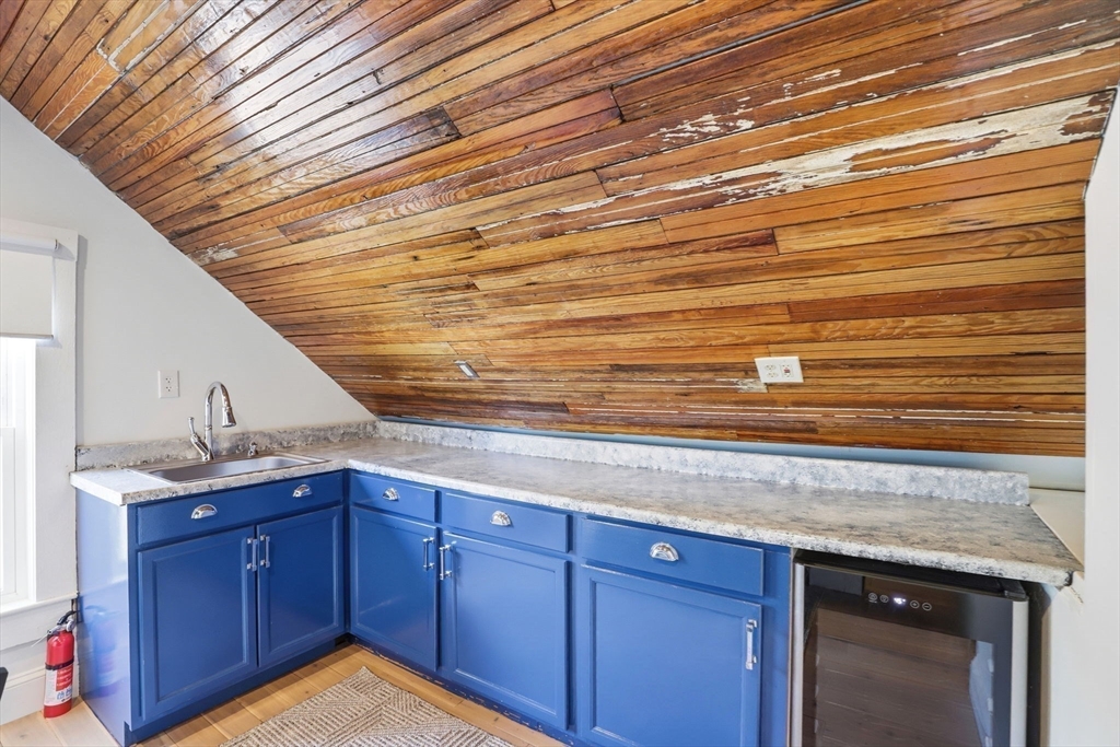 49 Bay Street Hull, MA 02045 - Photo 32 of 41