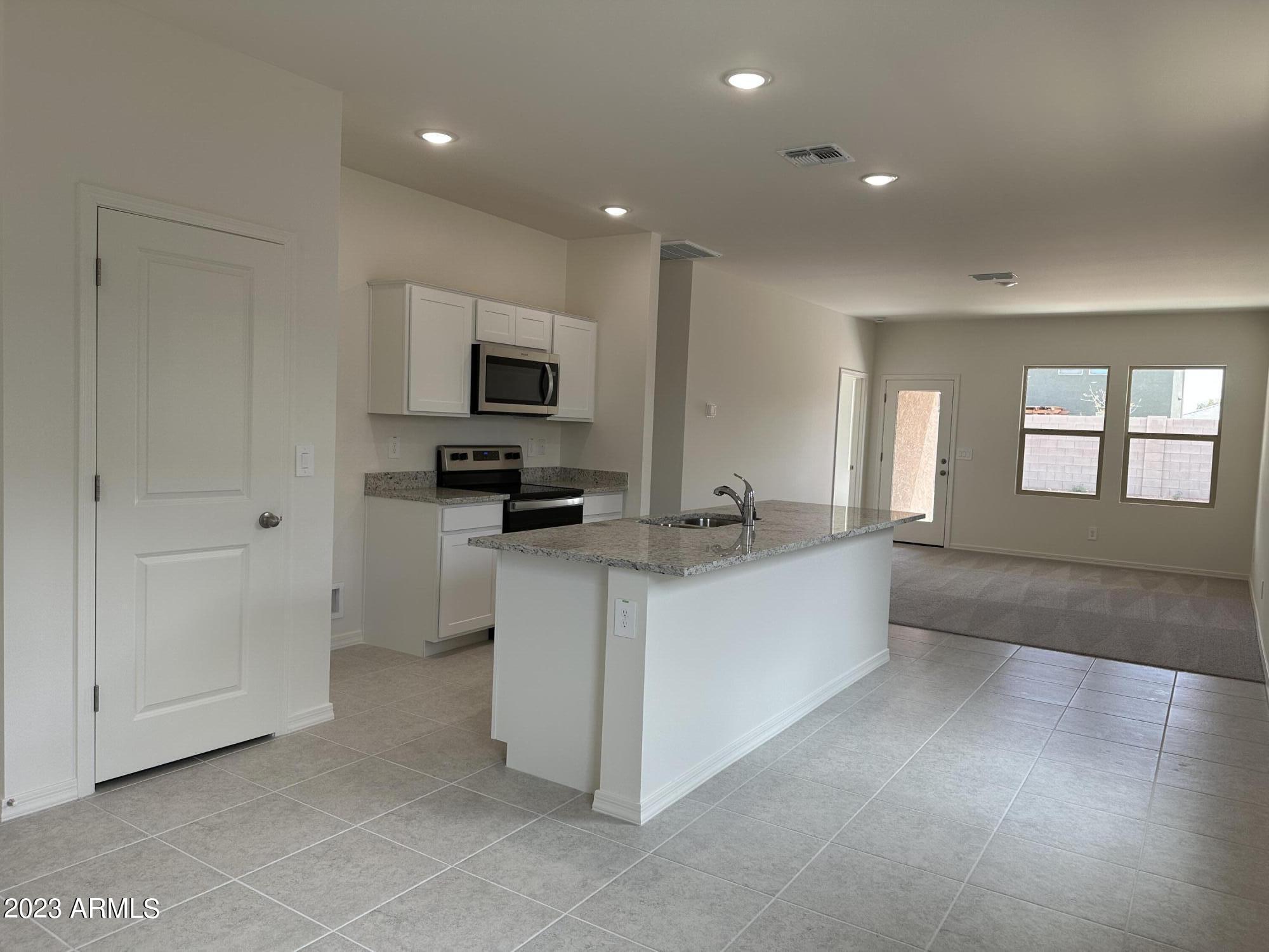 5834 East Athena Road Florence, AZ 85132 - Photo 3 of 14 IMG_1491