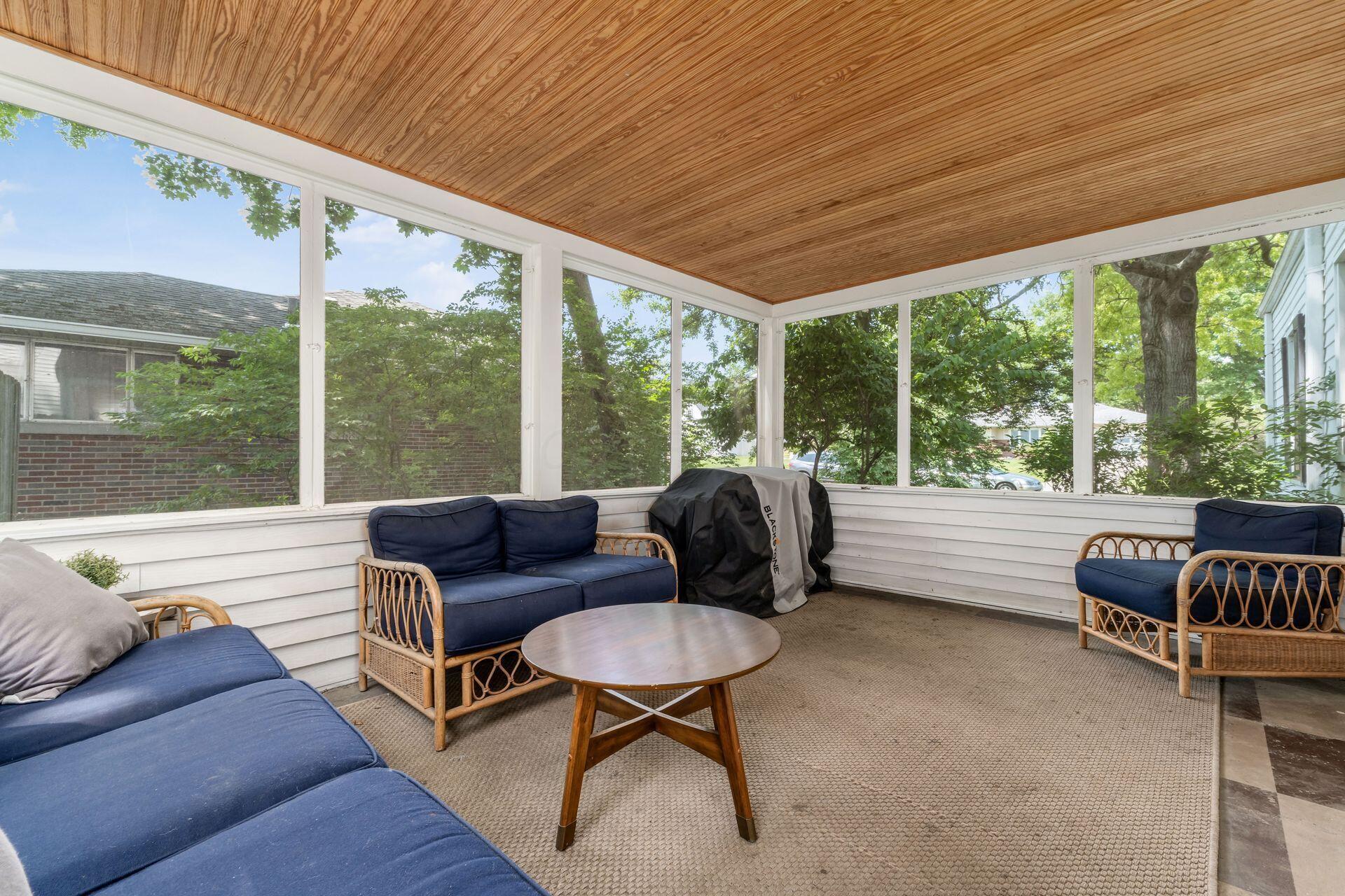 128 South Kellner Road Columbus, OH 43209 - Photo 44 of 53 Screened Porch - 15'5" x 11'0"
