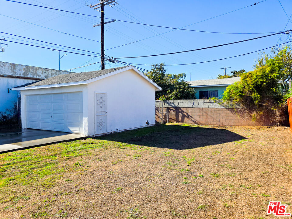 1111 North Spring Avenue Compton, CA 90221 - Photo 11 of 28 a view of a backyard of the house