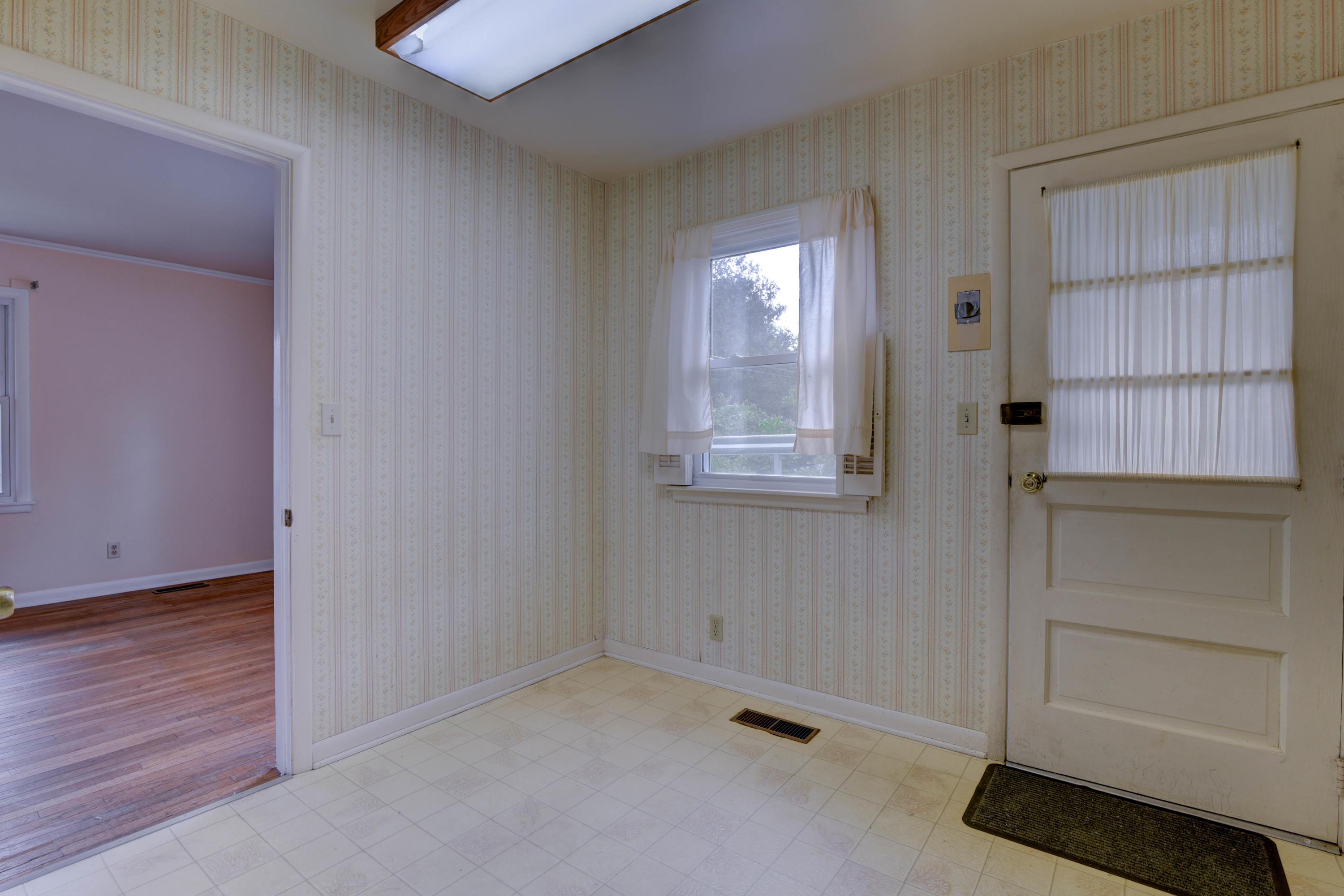 100 Sequoia Lane Oak Ridge, TN 37830 - Photo 11 of 23 7 (8)