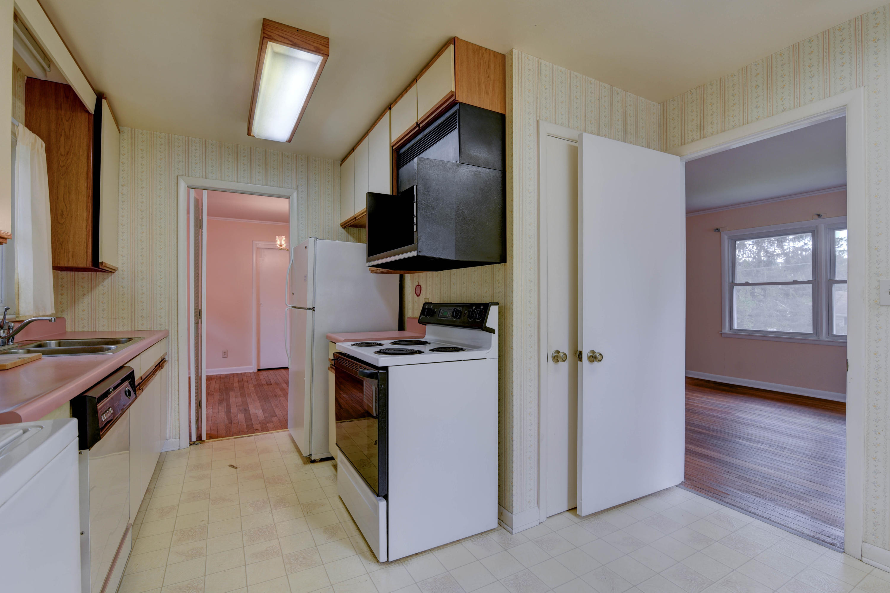 100 Sequoia Lane Oak Ridge, TN 37830 - Photo 10 of 23 6 (7)