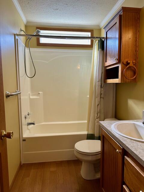 152 Greenback Street Hesperia, MI 49421 - Photo 12 of 22 152Greenback-FullBath