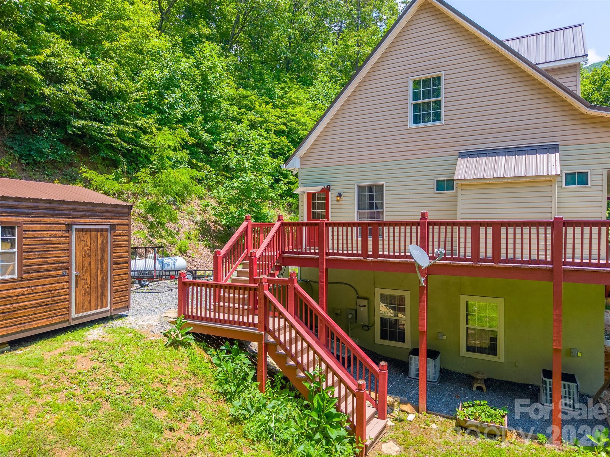 77 Pigeon Creek Road Bryson City, NC 28713 - Photo 37 of 47