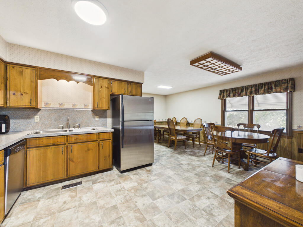 205 Padgetts Road Seale, AL 36875 - Photo 10 of 55 Kitchen