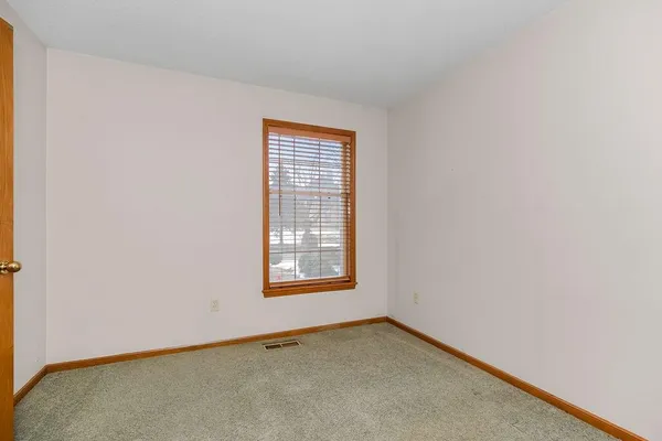 $169,900 | 1305 Northwest Village Drive, Unit B, Blue Springs, MO 64015