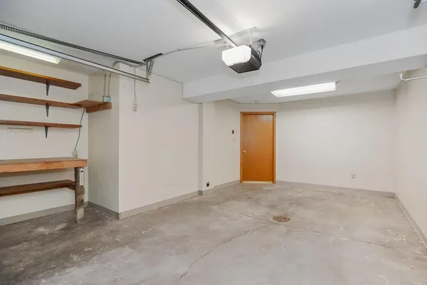 $169,900 | 1305 Northwest Village Drive, Unit B, Blue Springs, MO 64015