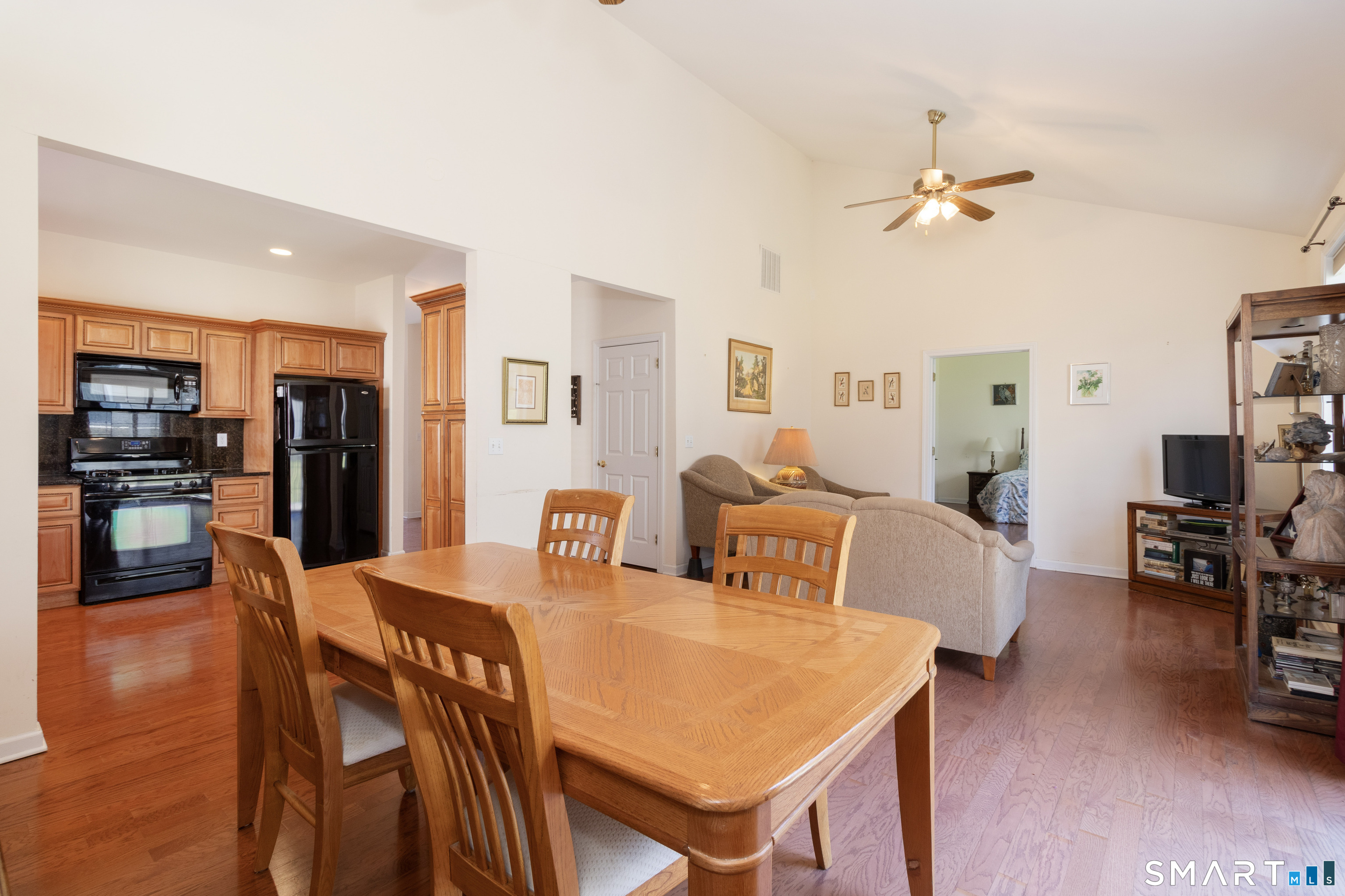 2950 State Street, Unit 22 Hamden, CT 06517 - Photo 5 of 30