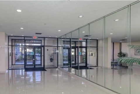 $240,000 | 427 Golden Isles Drive, Unit 7J, Hallandale Beach, FL 33009