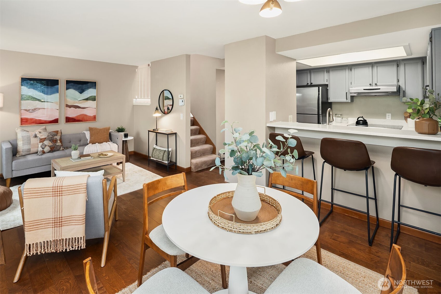 756 North 72nd Street, Unit 201 Seattle, WA 98103 - Photo 10 of 28