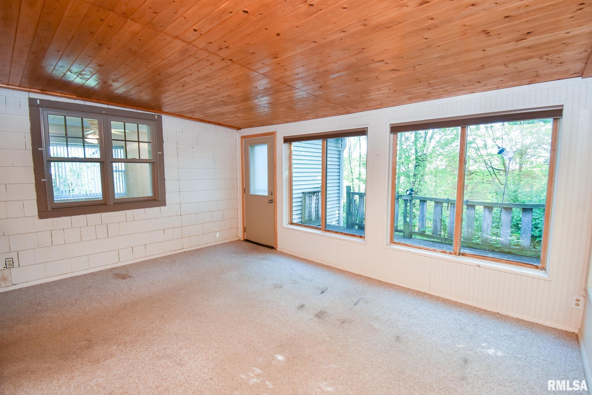 131 Arnold Road East Peoria, IL 61611 - Photo 17 of 45