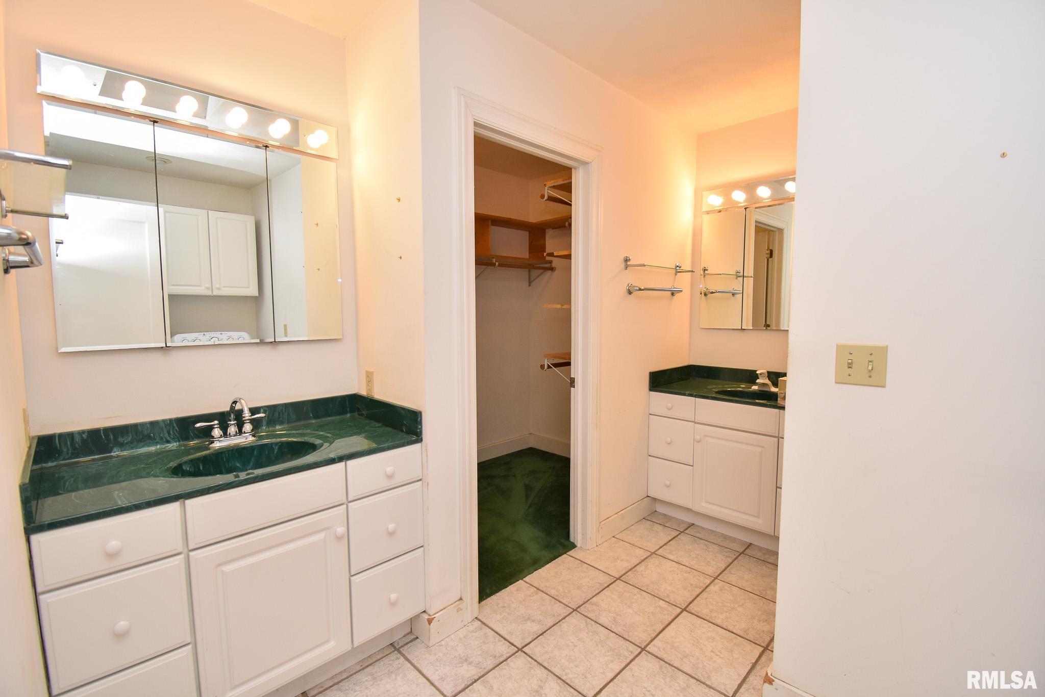 131 Arnold Road East Peoria, IL 61611 - Photo 21 of 45